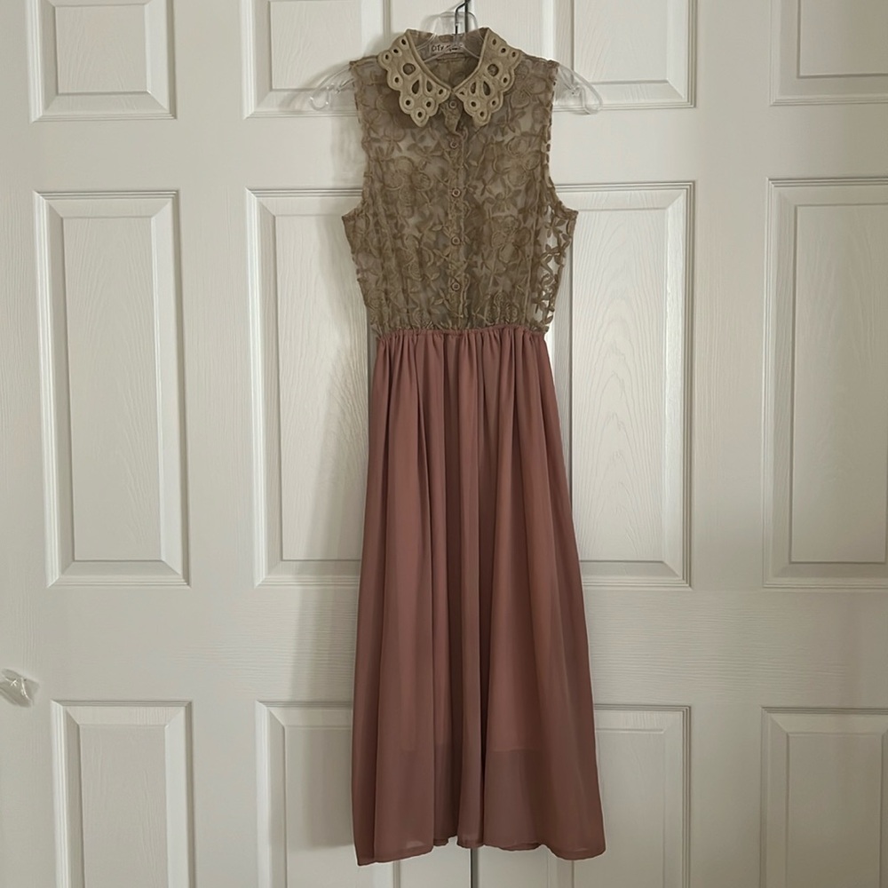 Vintage TanMauve Contrast Embroidery Cut Out Collar Sleeveless Midi Dress S